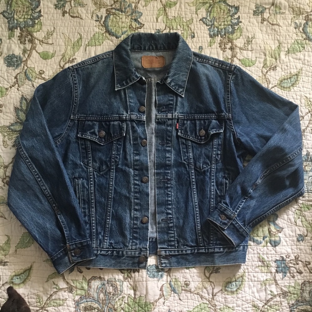 Vintage 90s Levi’s oversized denim jacket